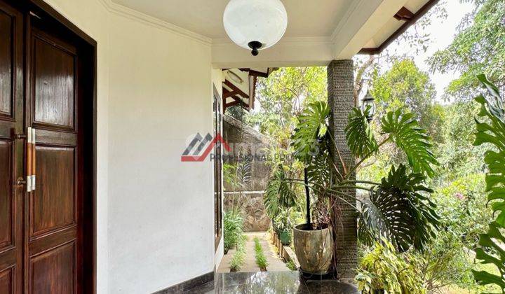 Rumah Siap Huni Swimming Pool Dalam Komplek Harga Menarik Kemang 2