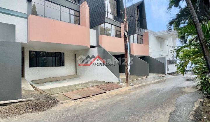 Rumah Baru Model Scandinavian 3 Lantai Ada Private Pool Di Kemang 2