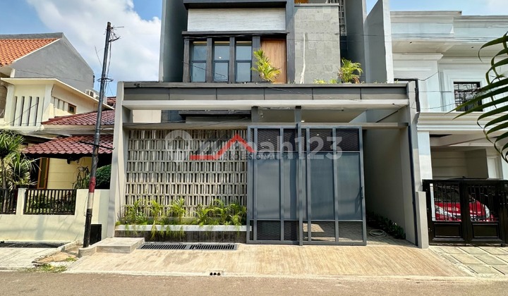Rumah Baru 3 Lantai Dalam Komplek Di Pondok Indah Jakarta Selatan