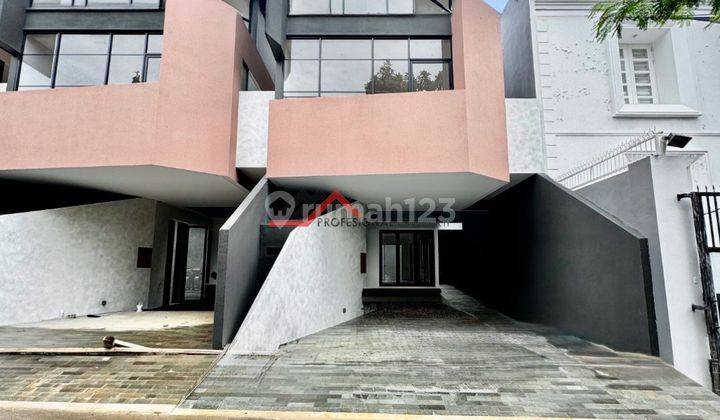 Rumah Baru Model Scandinavian 3 Lantai Ada Private Pool Di Kemang 1