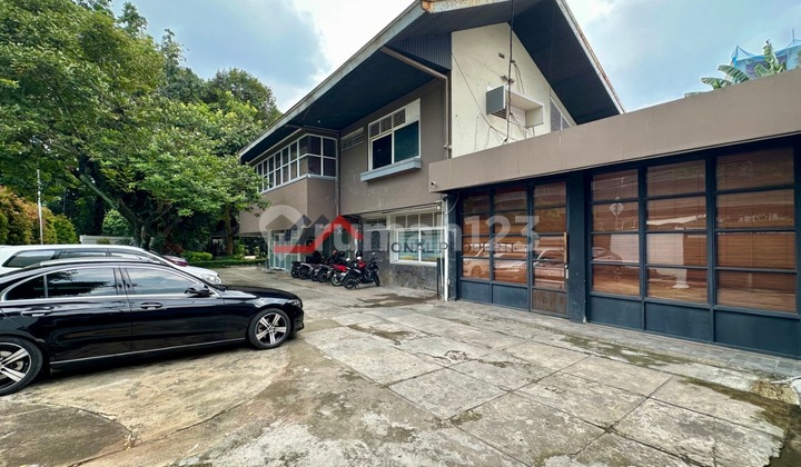 Bangunan Komersial Cocok untuk Kantor, Resto, Klinik di Kebayoran Baru