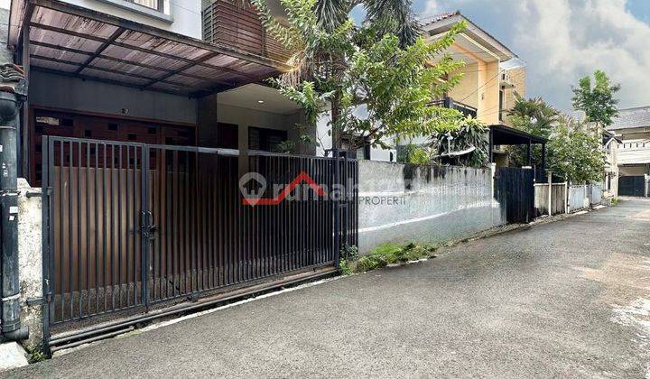 Rumah Minimalis Dalam Komplek Dekat Citos 1