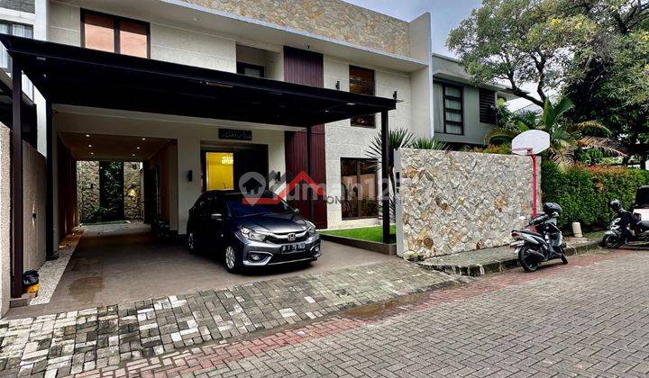 Rumah Dalam Perumahan Elit Dan Ekslusif  1