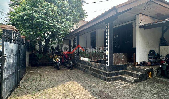 Rumah Lama Asri Bangunan Kokoh Di Cilandak  1