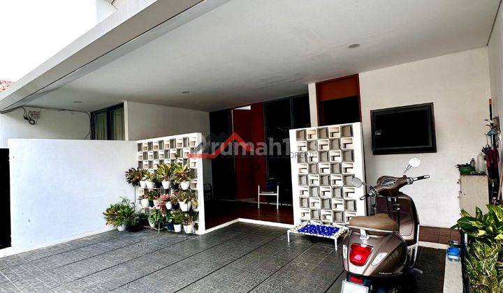 Rumah Desaign Minimalis Semi Furnish Dengan Jalan Lebar 2