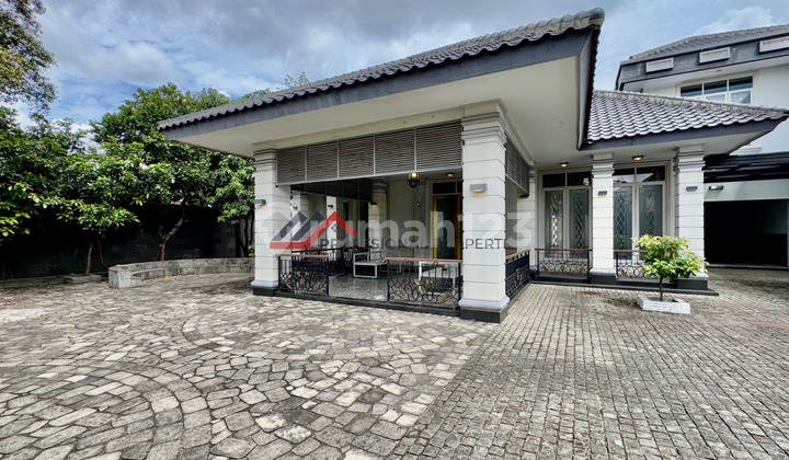 Rumah Mewah Siap Huni Terdapat Main Hall