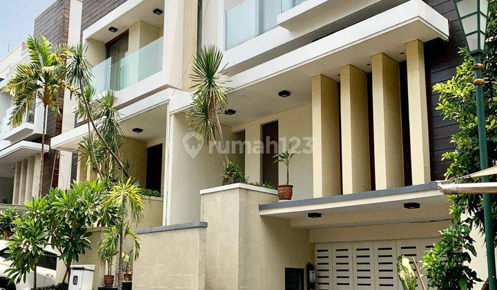 Rumah Bagus Siap Huni Dalam Town House Lingkungan Aman 1