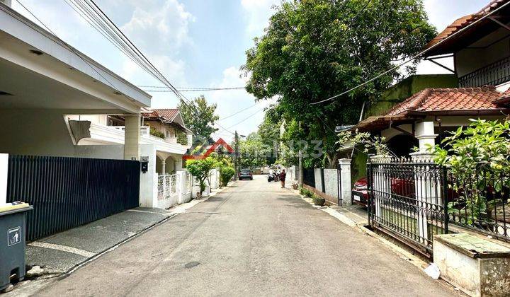 Rumah layak huni dalam komplek cilandak pondok labu 2