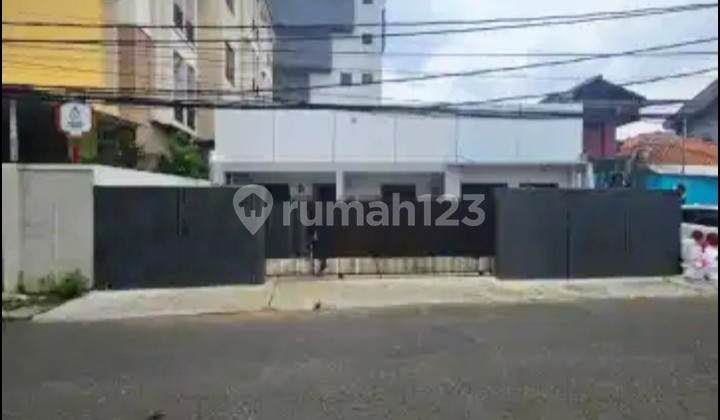Rumah Komersial Lokasi Premium Dekat Kuningan Jakarta Selatan Rumah Komersial Lokasi Premium Dekat Kuningan Jakarta Selatan
