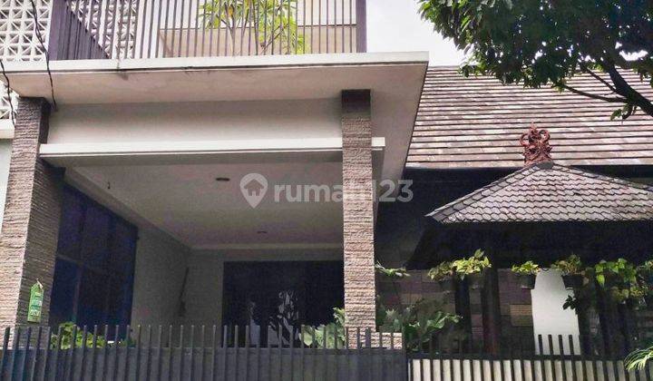 Rumah Bagus sekali siap huni di Kemang Pratama (UM) Bekasi Kota 1