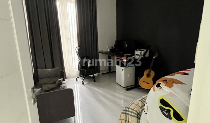 Rumah 2 Lantai Semi Furnish Di Jatibening Bekasi 2
