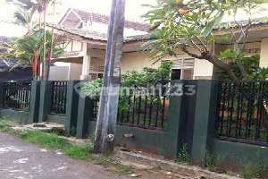 Rumah Hoek harga empuk di Jatibening Bekasi kota(NY) Rumah Hoek harga empuk di Jatibening Bekasi kota(NY)