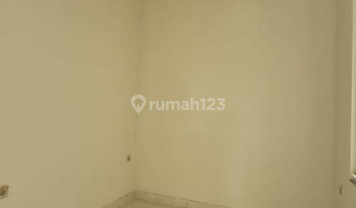 Scientia Volta Utara Gading Serpong Rumah Rapih Siap Huni Harga Nego .yl 21