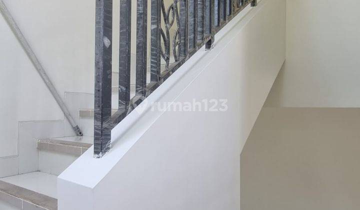 Scientia Volta Utara Gading Serpong Rumah Rapih Siap Huni Harga Nego .yl 22