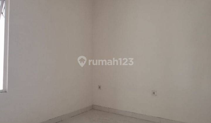 Scientia Volta Utara Gading Serpong Rumah Rapih Siap Huni Harga Nego .yl 31