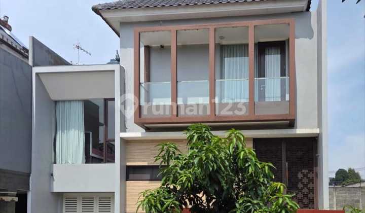 Hunian Eksklusif, Nyaman, dan Aman di Tengah Perumahan Elit di Kebayoran Bintaro Hunian Eksklusif, Nyaman, dan Aman di Tengah Perumahan Elit di Kebayoran Bintaro