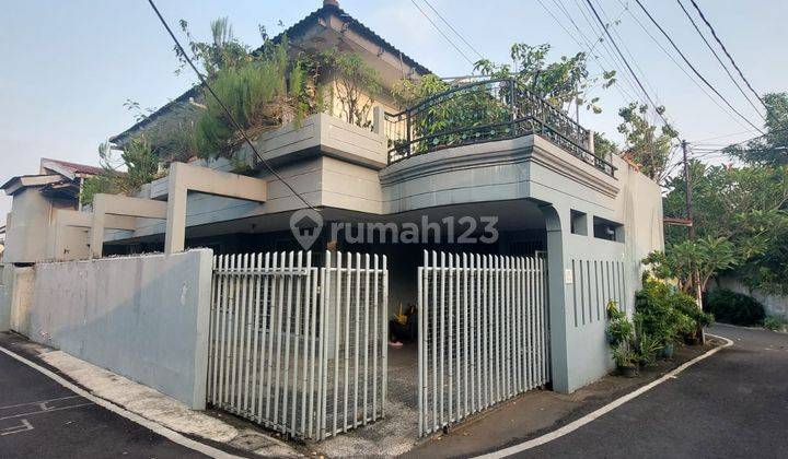 Rumah Pesanggrahan Jakarta Selatan,Siap huni,rumah luas. 1