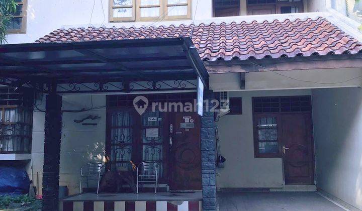 Rumah bagus siap huni di Bintaro 2