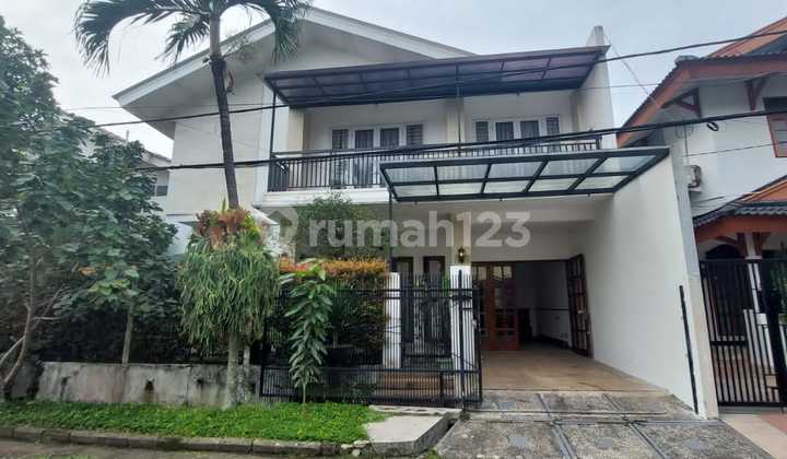 Rumah cantik siap huni di bintaro sektor 9