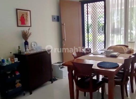 Rumah cantik, minimalis siap huni di discovery bintaro 2