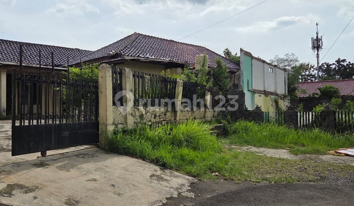 Rumah hitung tanah di Jakarta Selatan