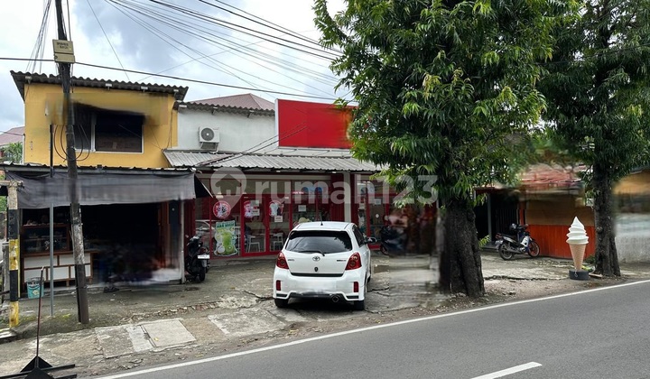 Ruko siap pakai daerah komersial di Pondok Indah Jakarta Ruko siap pakai daerah komersial di Pondok Indah Jakarta