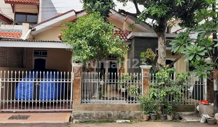 Dijual Rumah Cantik di Legoso ciputat Lingkungan Asri & Nyaman Dijual Rumah Cantik di Legoso ciputat Lingkungan Asri & Nyaman