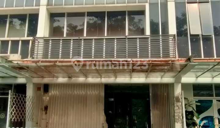Ruko strategis dijual di daerah Bintaro Jaya 