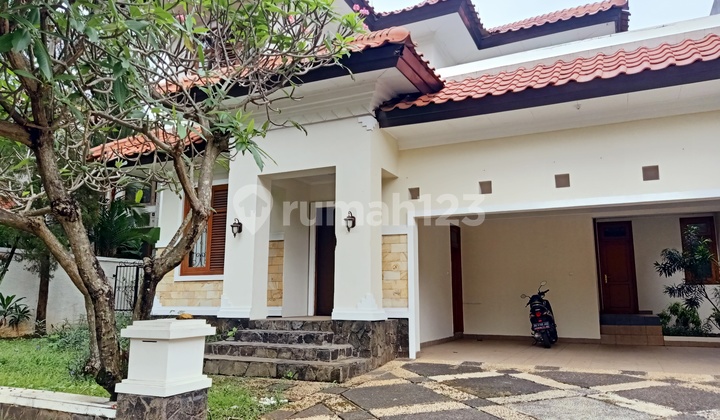 Rumah Cantik Kawasan Eksklusif Bintaro Sektor 9 Rumah Cantik Kawasan Eksklusif Bintaro Sektor 9