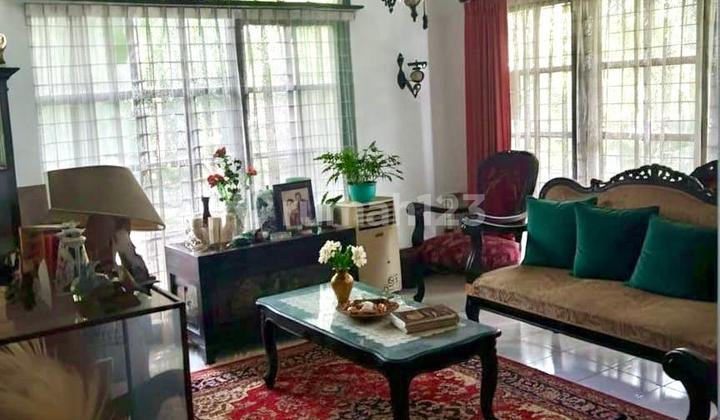 Rumah bagus Siap Huni & Lokasi Strategis di Bintaro Jaya