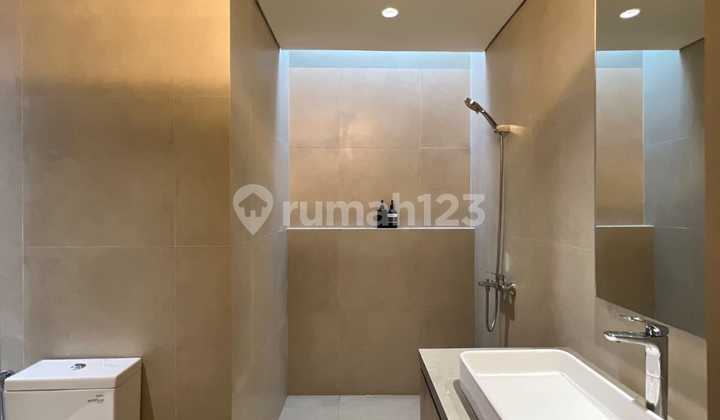 Hunian di Design dengan Modern di Cinere  2