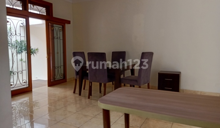 Rumah Cantik Kawasan Eksklusif Bintaro Sektor 9 2