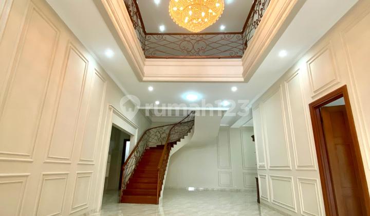 LUX ready-to-occupy house in the premium Senayan Bintaro location 2