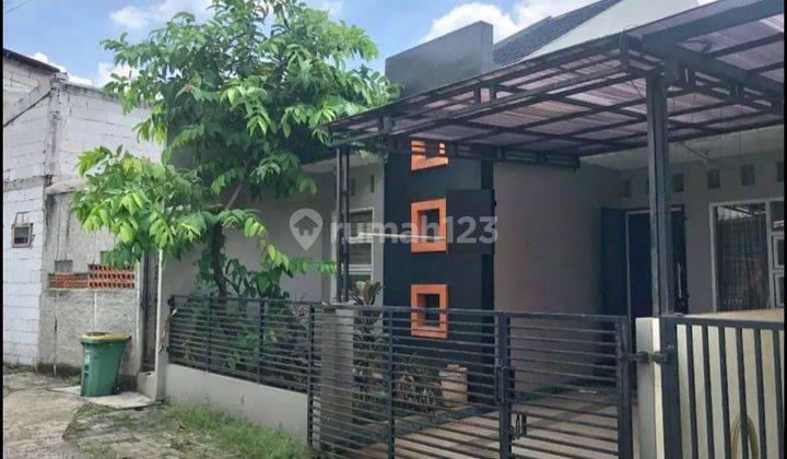 Rumah minimalis, siap huni di Ceger 2