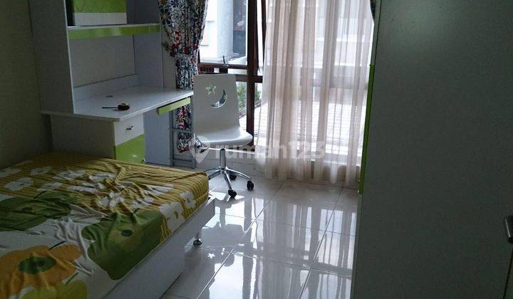 Rumah bagus,hoek dalam cluster Discovery di Bintaro Sektor 9