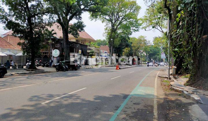 Rumah Kuno Dengan Arsitektur Mewah Di Masanya, Strategis Di Salah Satu Jalan Utama Pusat Kota Malang, Dekat Jalan IJEN, Dikelilingi Sekolah, Universitas & Pusat Makanan ! 2