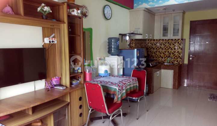 East Park Apartemen Full Furnished Tinggal Bawa Koper  1