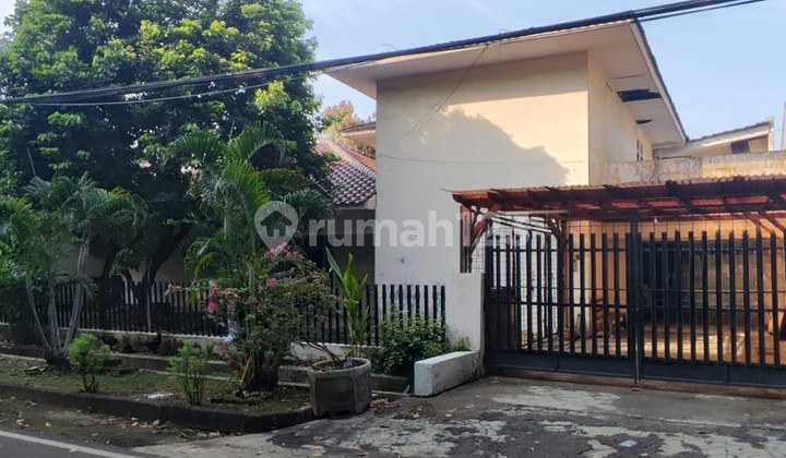DIJUAL RUMAH KAYU PUTIH 699m2 HADAP UTARA, NYAMAN, 2 LANTAI, STRATEGIS, KODE KS 1