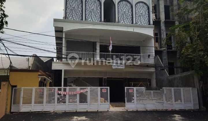 FOR RENT: RAJAWALI SHOPHOUSE 220m2 NORTH FACING, 2 FLOORS, STRATEGIC LOCATION, RENT 600 MILLION PER YEAR, CODE JV,AH FOR RENT: RAJAWALI SHOPHOUSE 220m2 NORTH FACING, 2 FLOORS, STRATEGIC LOCATION, RENT 600 MILLION PER YEAR, CODE JV,AH