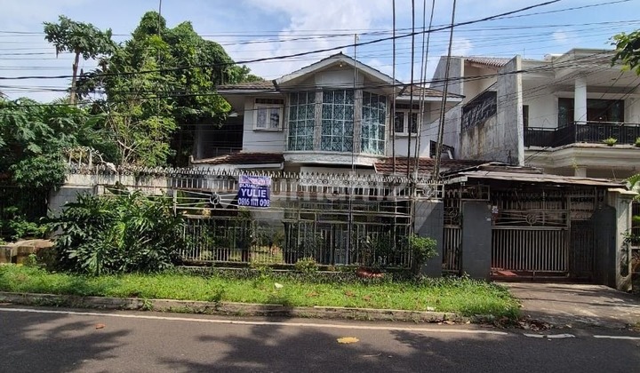 Rumah Kayu Putih 364M2 Hadap Selatan,2 Lantai,Strategis,Kode Ye,Ks