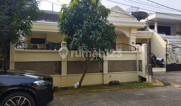 FOR SALE PLUIT HOUSE 180m2 SOUTH FACING, 1 STOREY, GOOD LOCATION, CODE JV, AH