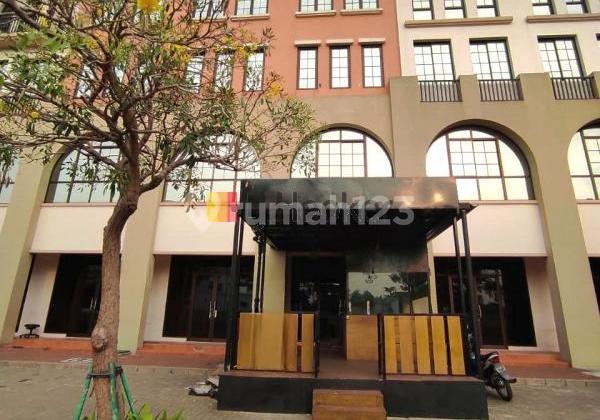 Strategic Ready-to-Use Shop House in Sedayu City Area, Kelapa Gading, Prime Roadside Location Strategic Ready-to-Use Shop House in Sedayu City Area, Kelapa Gading, Prime Roadside Location