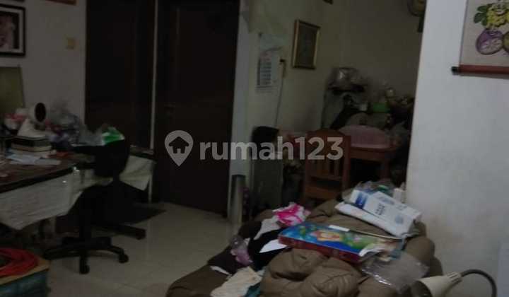 RUMAH DI JALAN TIFA AREA KELAPA GADING 2