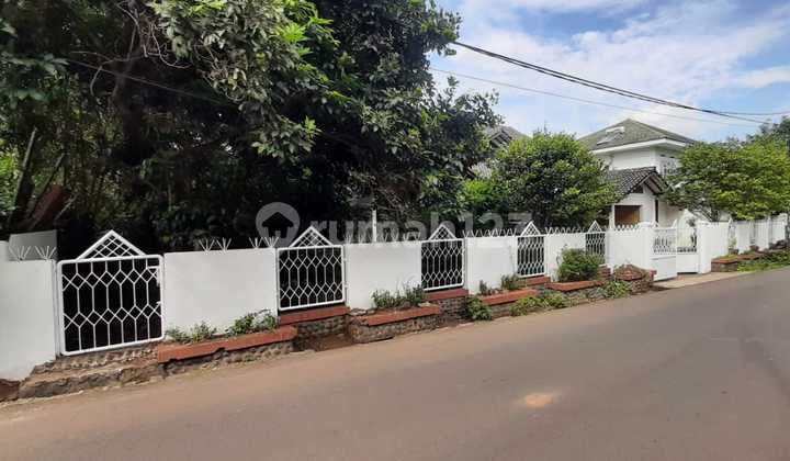 Rumah Luas Diarea Komplek Deplu ,Hitung Tanah Aja Dekat Akses Tol Rumah Luas Diarea Komplek Deplu ,Hitung Tanah Aja Dekat Akses Tol