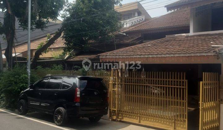 Rumah Strategis Diarea Cempaka Putih Hanya 300M Dari Jalan Utama. 1