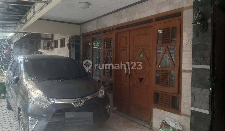 Rumah Strategis Diarea Cempaka Putih Hanya 300M Dari Jalan Utama. 2