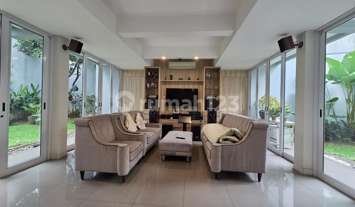 Rumah Luxury Diarea Bintaro Jaya Sektor3, Dekat Gate Tol Bintaro 