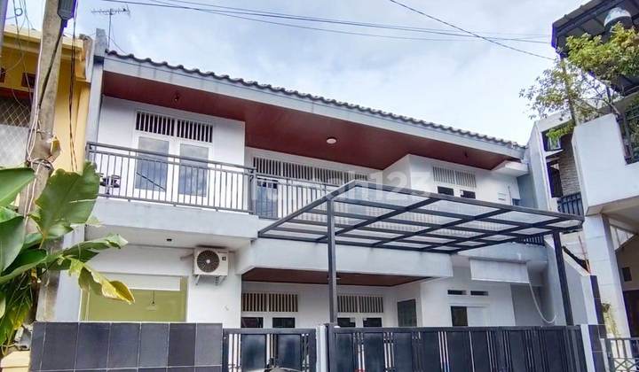 Rumah Bagus 2Lantai Depan Kampus Stan Area Pondok Jaya Bintaro
