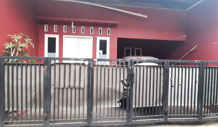 Rumah Strategis Area Petukangan (2Rumah) near Kampus Budi Luhur 2