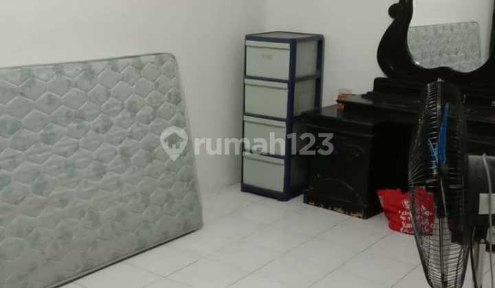 Rumah Standar Area Komp Cempaka Hijau Kampung Utan Ciputat. 2